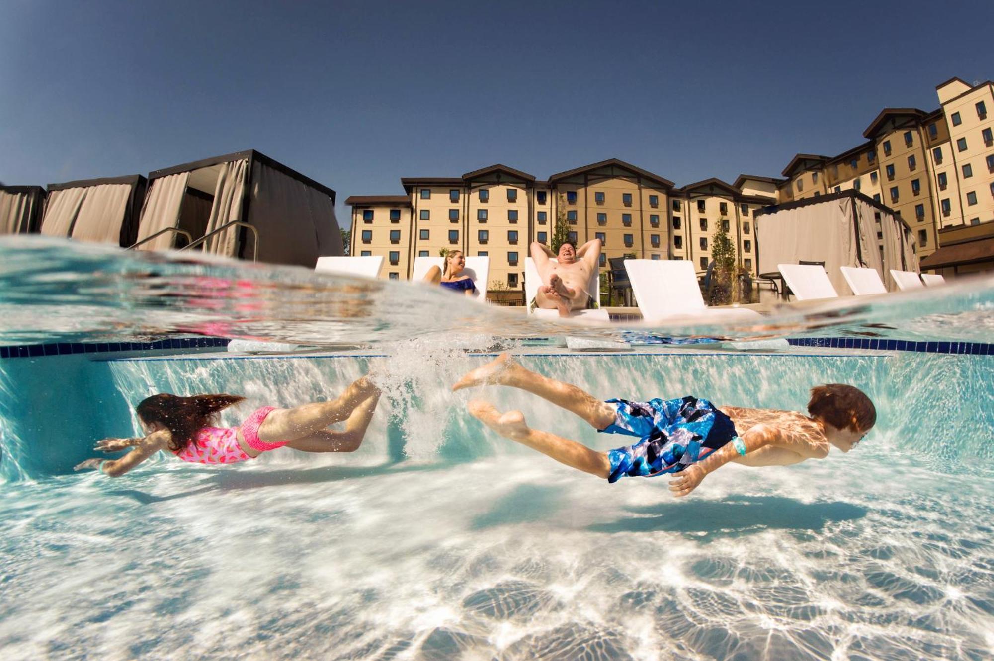 Great Wolf Lodge Southern California Garden Grove Exterior photo
