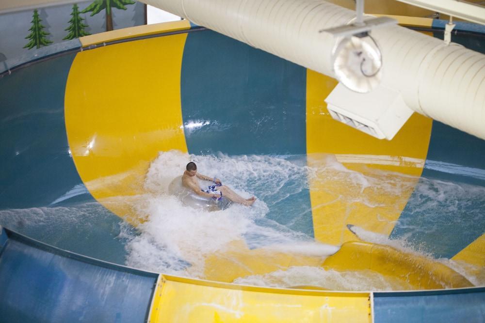 Great Wolf Lodge Southern California Garden Grove Exterior photo